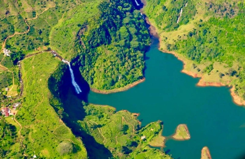 Adam's Peak Aircraft Tour