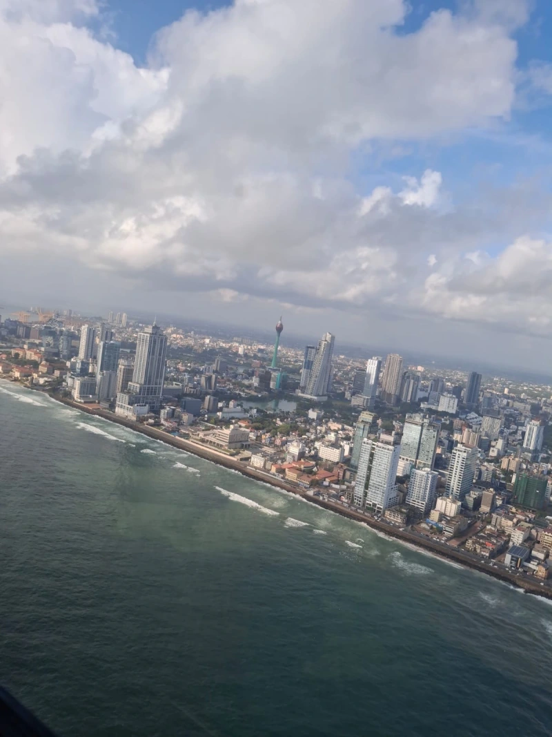 Colombo Scenic Air Craft Tour