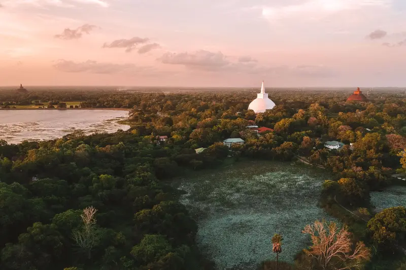 Colombo to Anuradhapura